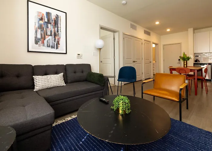 Modern Nulu 2Br Cozysuites 05
